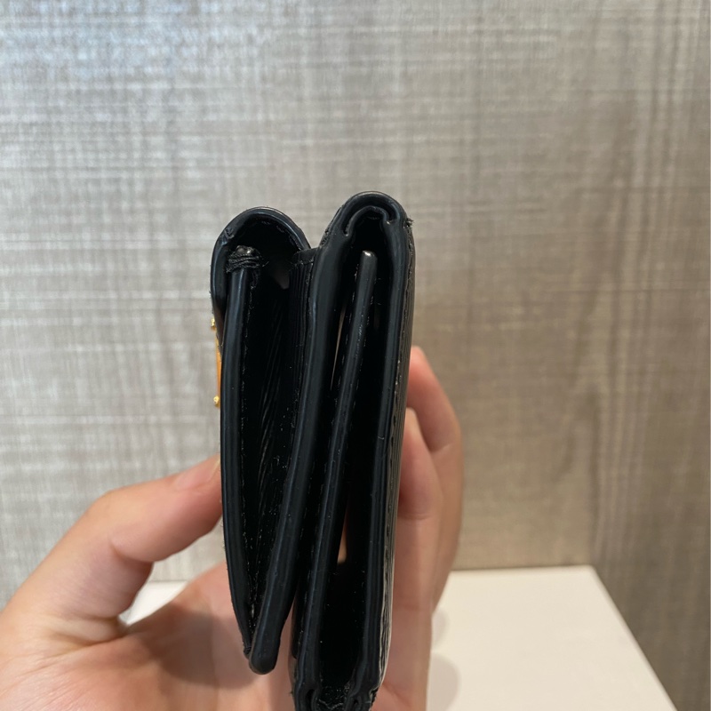 Prada 水波紋三折錢包-8