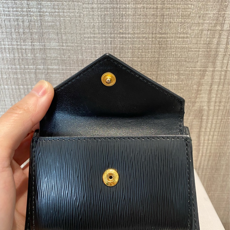 Prada 水波紋三折錢包-14
