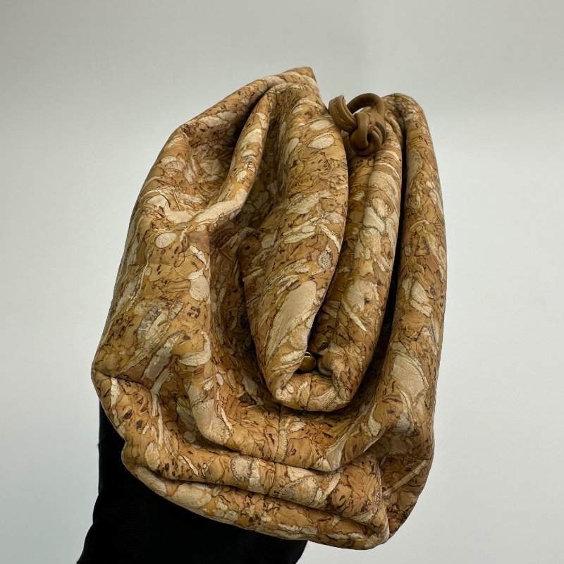 Bottega Veneta 圖案皮革雲朵迷你包 女士金色-3