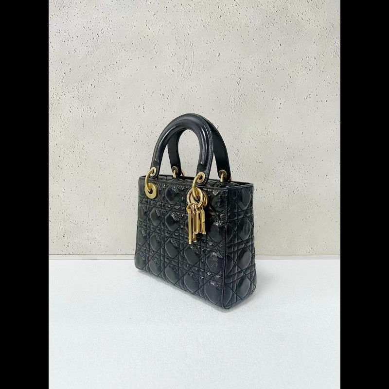 Dior lady dior 限定款四格徽章油蠟牛皮戴妃包-2