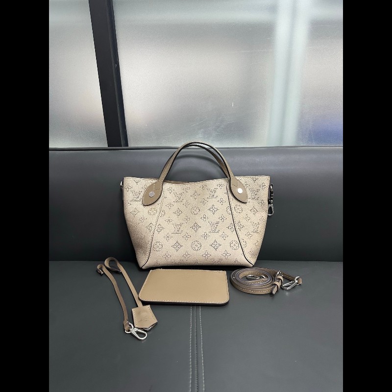 LV路易威登 Hina大象灰菜籃子 鏤空月光女神-4