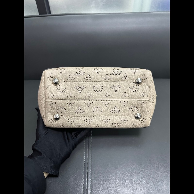 LV路易威登 Hina大象灰菜籃子 鏤空月光女神-9