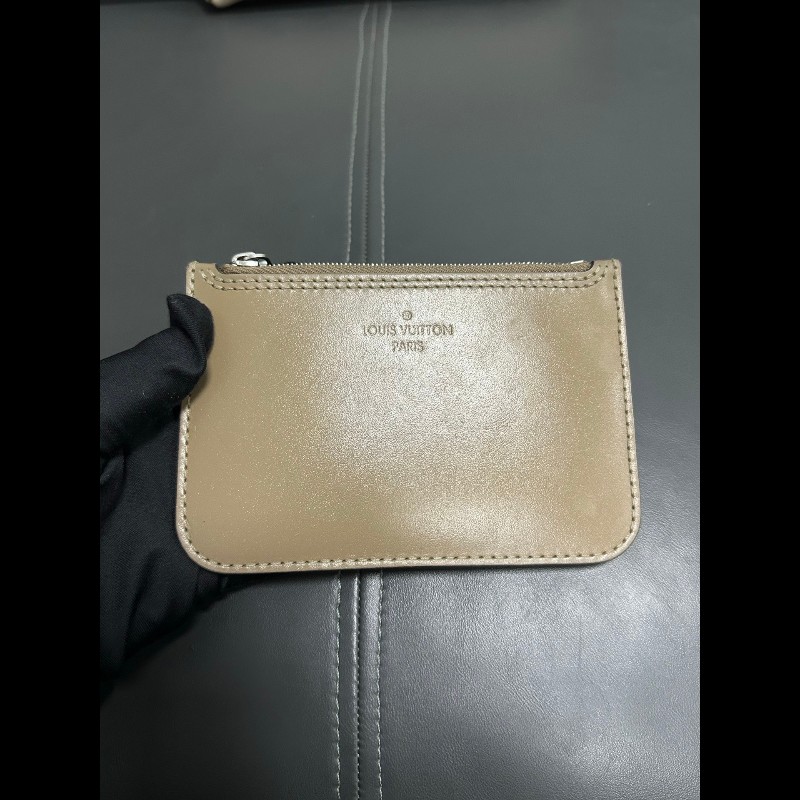 LV路易威登 Hina大象灰菜籃子 鏤空月光女神-17