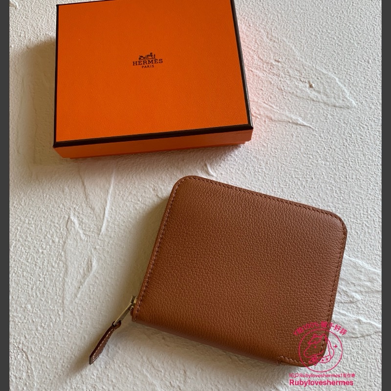 Rubyloveshermes1 愛馬仕hermes金棕色動物之城咬錢龍絲巾短夾咬錢虎-12