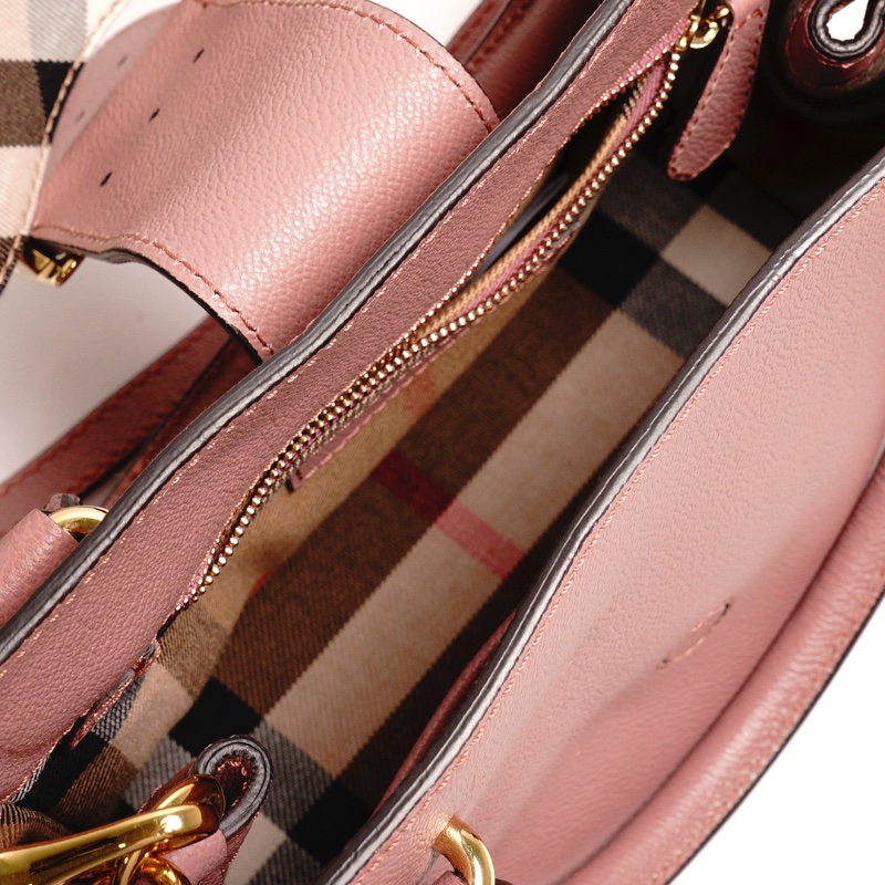 Burberry Buckle 牛皮純色字母logo 單肩包(玫瑰粉色)附兩種背帶-13