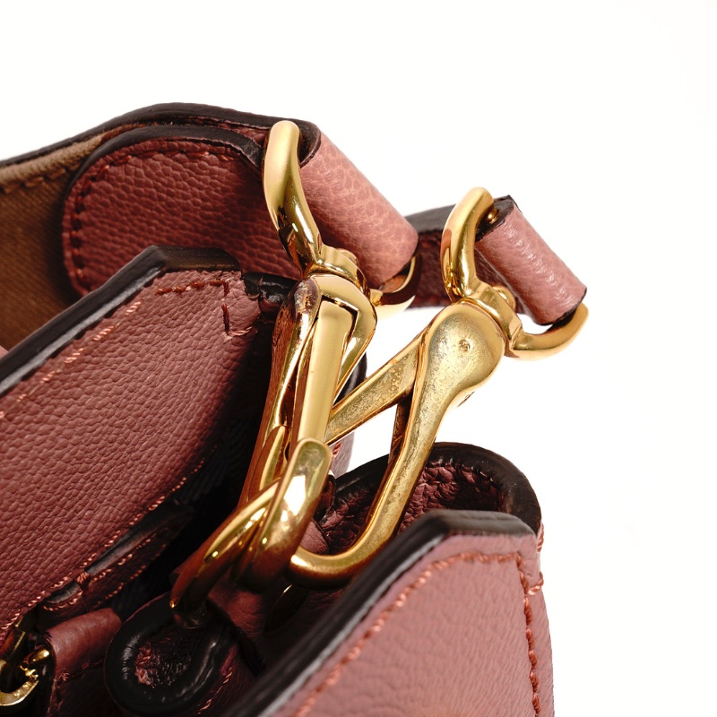 Burberry Buckle 牛皮純色字母logo 單肩包(玫瑰粉色)附兩種背帶-17