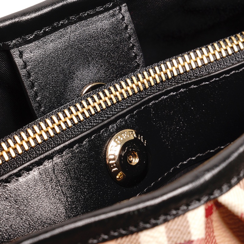 Burberry 經典格紋手提包/斜背包-13