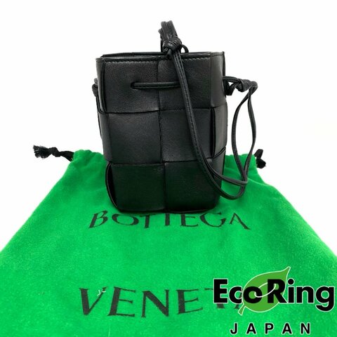 ☆ Bottega Veneta 寶緹嘉 Black Lambskin Mini Cassette Bucket Bag 黑色小羊皮迷你水桶袋 - 257023338