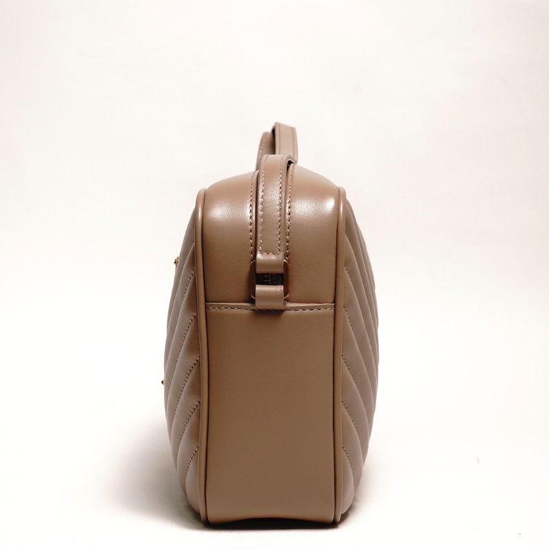 YSL 牛皮金釦山形紋拉鍊相機包(絕版品、奶茶色)-2