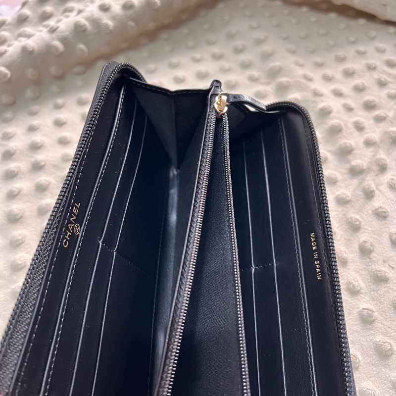 Chanel boy系列長夾牛皮魚子醬（附盒子防塵套晶片卡緞帶）-4