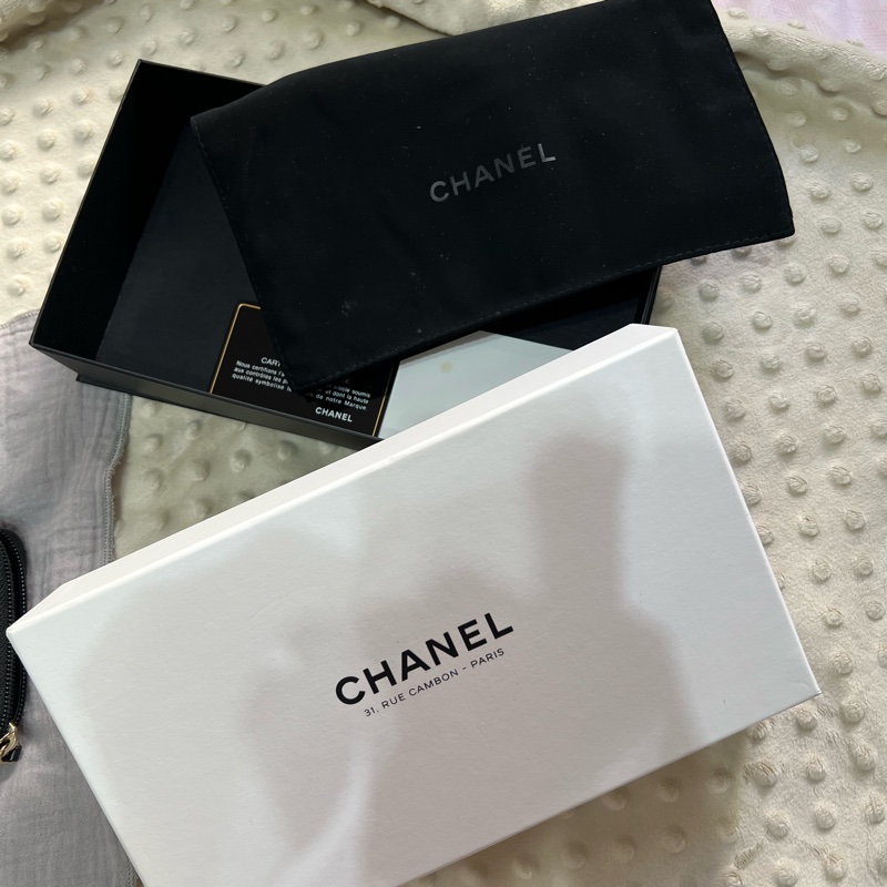 Chanel boy系列長夾牛皮魚子醬（附盒子防塵套晶片卡緞帶）-10