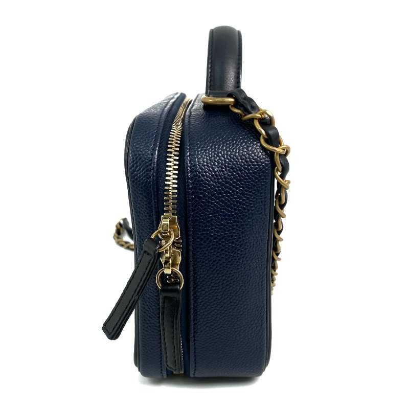 △ Chanel 香奈兒 Navy Caviar Skin Gold Tone Metal Filigree Vanity Case No.26 深藍色粒紋小牛皮金色金屬鎖鏈化妝箱No.26 - 257022883-3