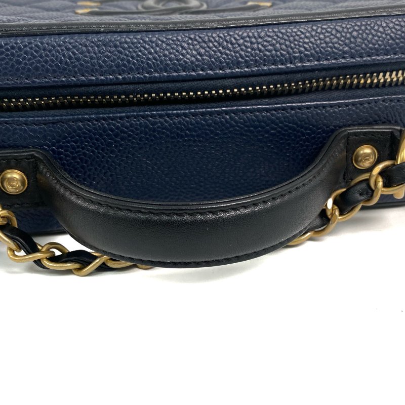 △ Chanel 香奈兒 Navy Caviar Skin Gold Tone Metal Filigree Vanity Case No.26 深藍色粒紋小牛皮金色金屬鎖鏈化妝箱No.26 - 257022883-14