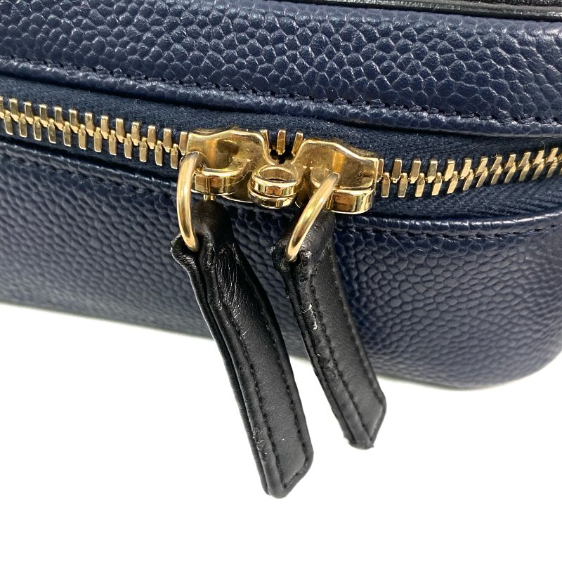 △ Chanel 香奈兒 Navy Caviar Skin Gold Tone Metal Filigree Vanity Case No.26 深藍色粒紋小牛皮金色金屬鎖鏈化妝箱No.26 - 257022883-18