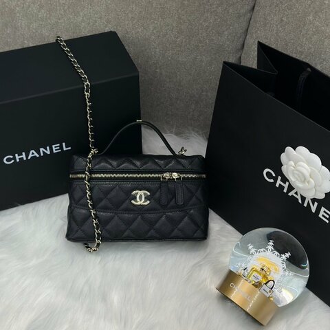 CHANEL 26C LP粒面牛皮手提飯盒包 - 黑金