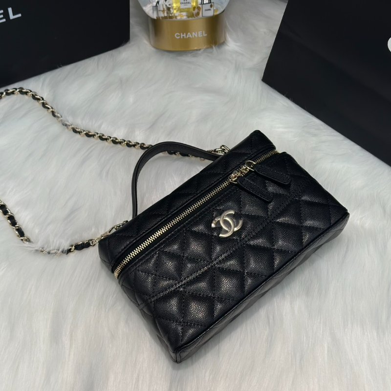 CHANEL 26C LP粒面牛皮手提飯盒包 - 黑金-2