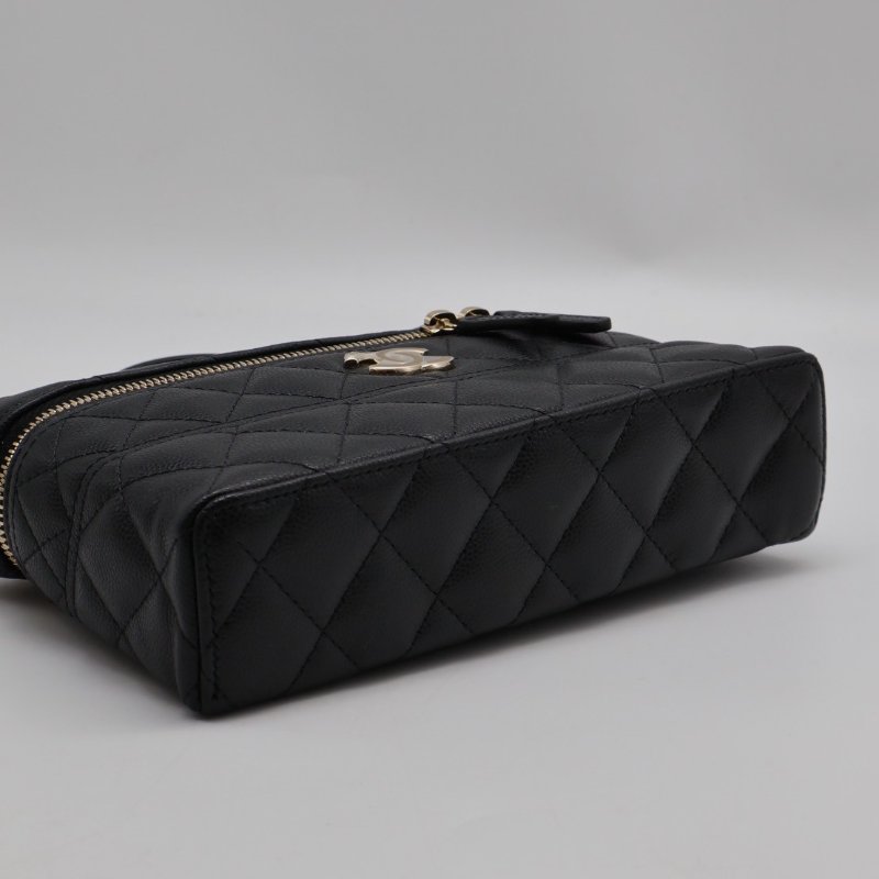 CHANEL 26C LP粒面牛皮手提飯盒包 - 黑金-7