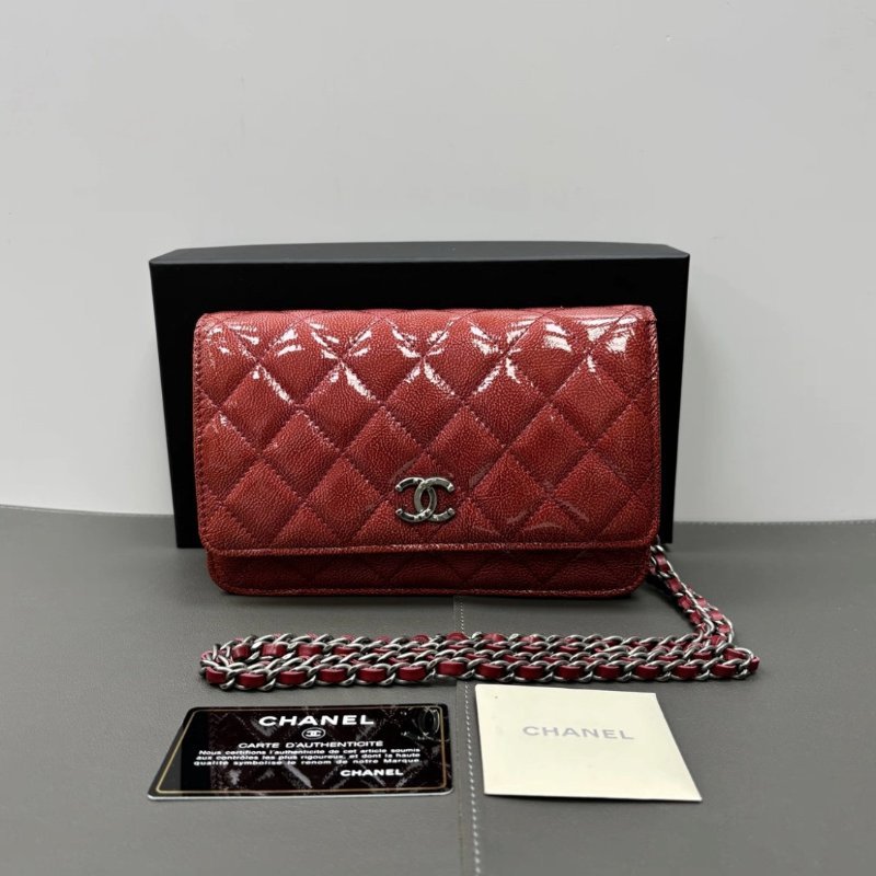CHANEL 紅色銀扣Woc斜背鏈條包19*12*4 98新配件盒子保卡塵袋-0
