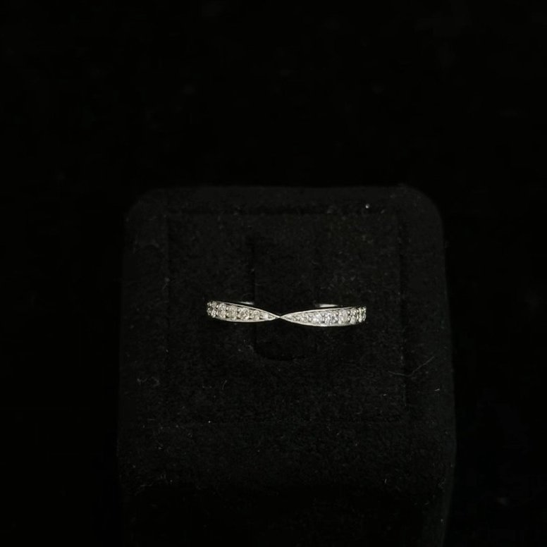 TIFFANY Harmony 系列鉑金鑲鑽戒指49碼 99新配件盒子-3