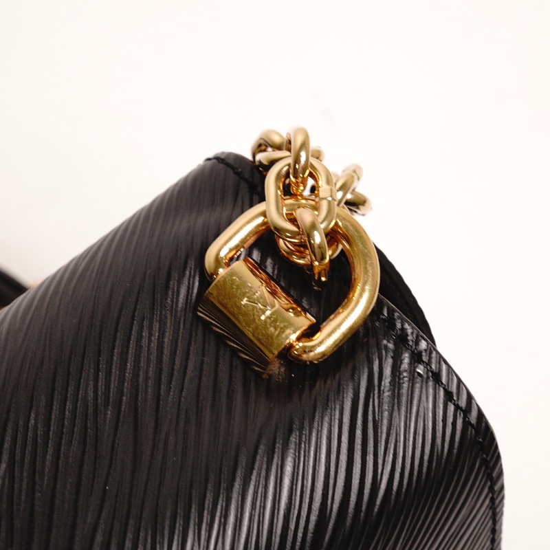 LV Twist MM 鏈條斜背包(黑) m21113-5