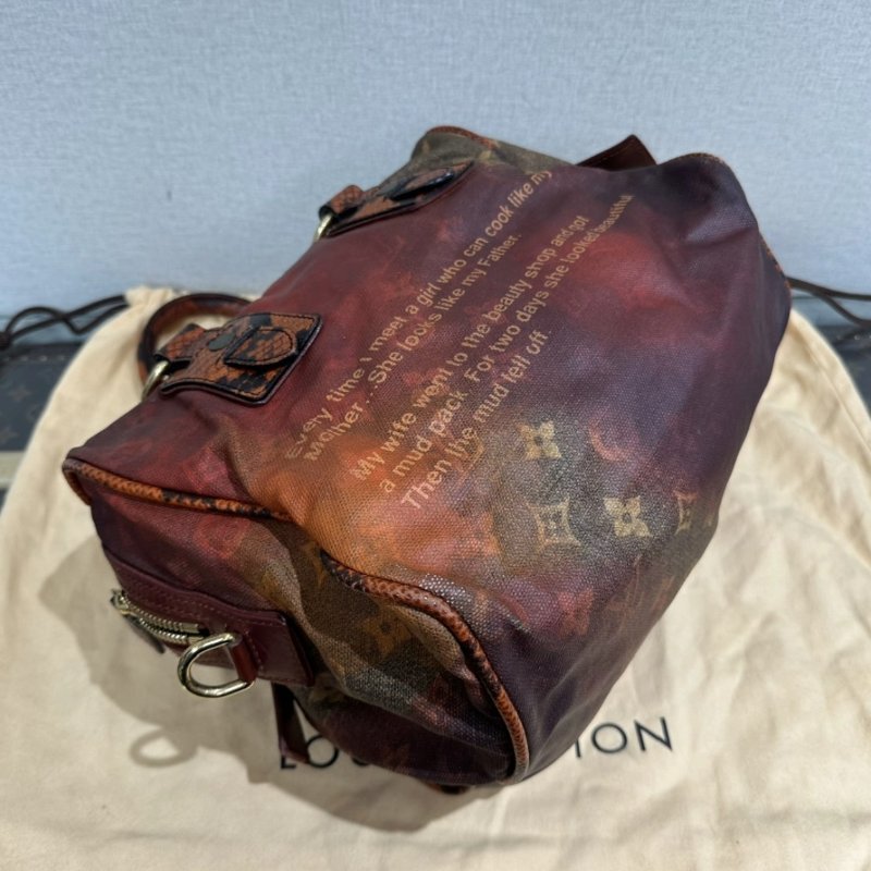 LV 紅色金扣拼稀有皮限量秀款手提包 30*24*24 98新配件塵袋-2