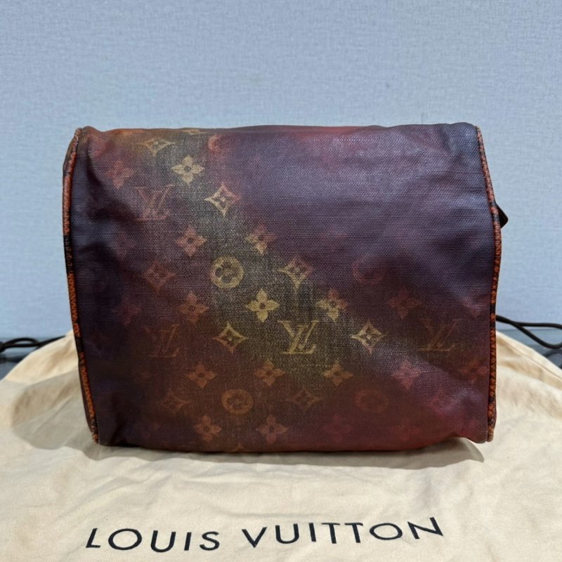 LV 紅色金扣拼稀有皮限量秀款手提包 30*24*24 98新配件塵袋-3