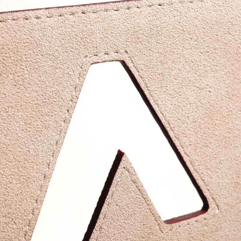 LV Twist MM 鏈條斜背包(灰、偏奶茶色) m21112-9