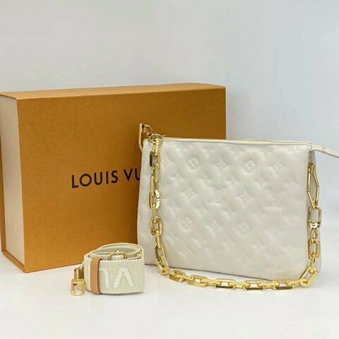 LV 白金COUSSIN小號 壓花肩背斜背包芯片款26.5*20*9 全新閒置配件盒子塵袋