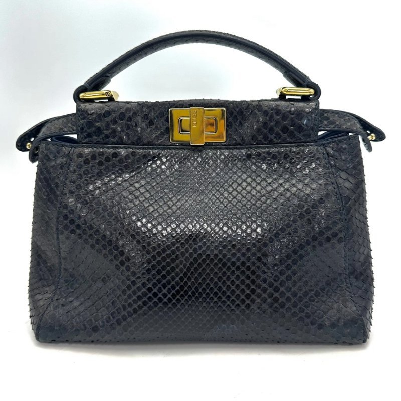 FENDI 黑色金扣蛇皮peekaboo手提斜背包 23*15*11 98新配件塵袋-5