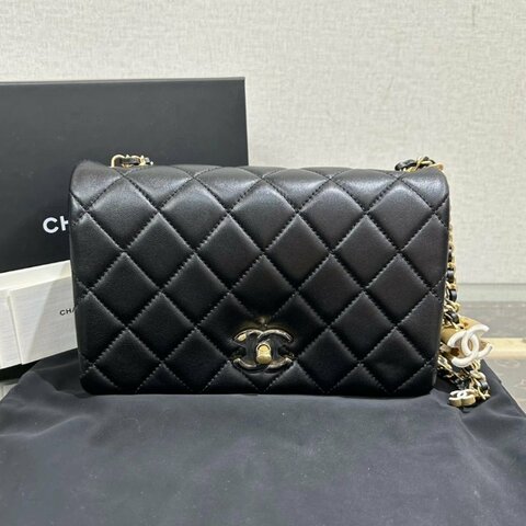 CHANEL 24a黑色菱格紋琺瑯扣皮穿鏈23*14*7 全新閒置配件盒子塵袋
