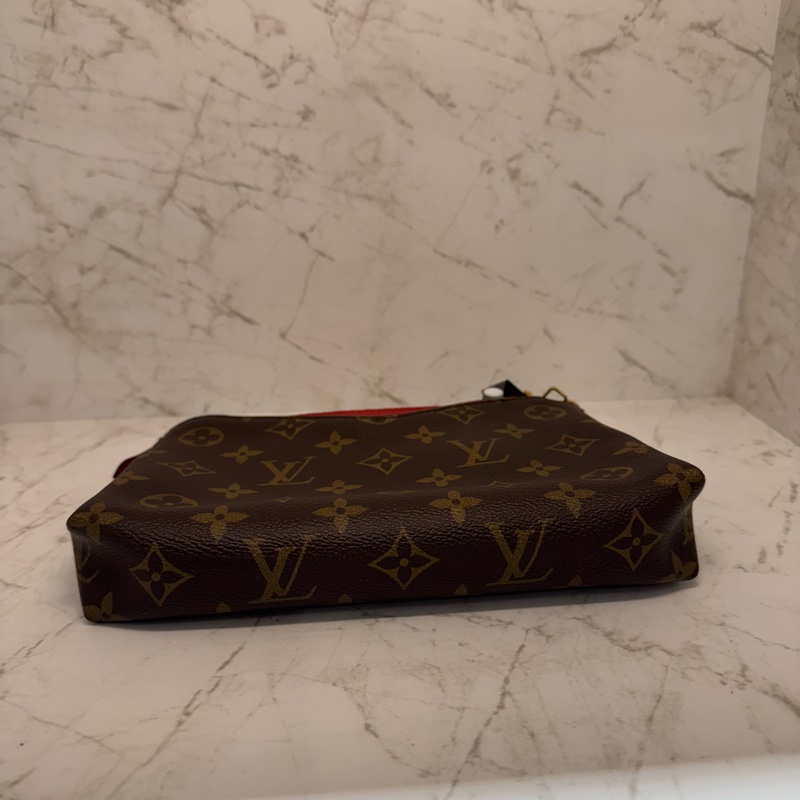 LV PALA CLUTCH老花拼紅側背包-4