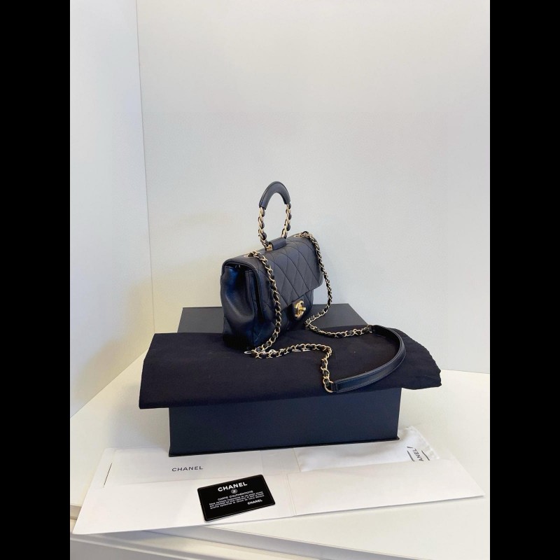 Chanel flap with handle-1