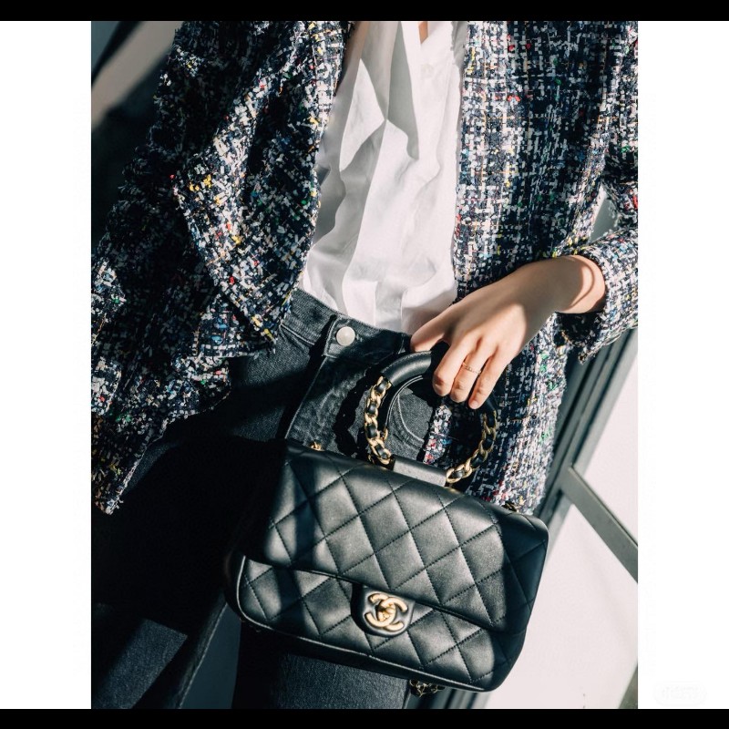 Chanel flap with handle-9