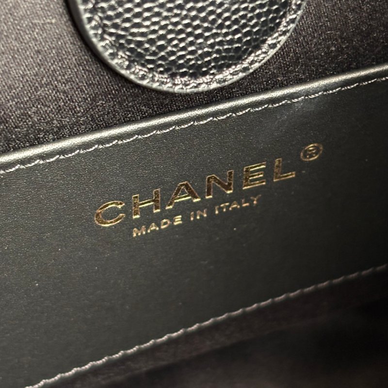 ::CHANEL:: 香奈兒 AS5600 黑色荔枝牛皮復古金雙C束口後背包 25中型背包-12