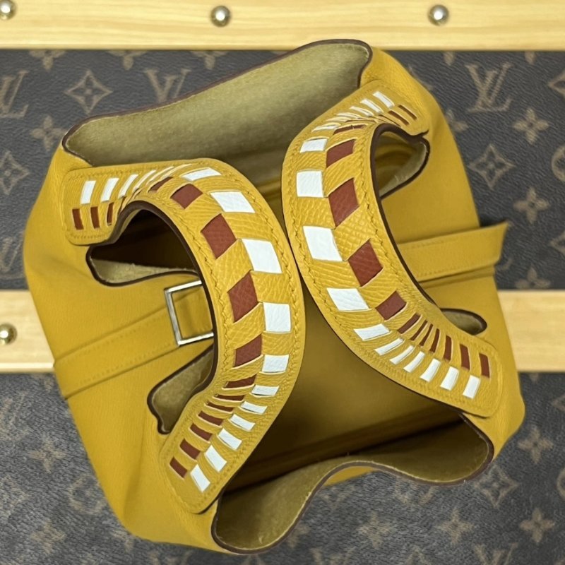 HERMES 菜籃子18琥珀黃手提包 18*18*13 全新閒置配件盒子塵袋鑰匙鎖-1