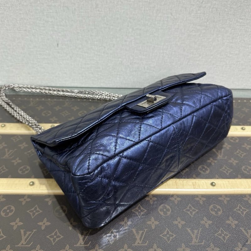 CHANEL 珠光油蠟皮紫色2.55大號肩背斜背包32*18*10 98新配件塵袋-2
