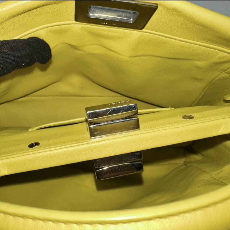 FENDI Peekaboo黃色銀扣肩背斜背手提包23*15*10 98新配件塵袋-1