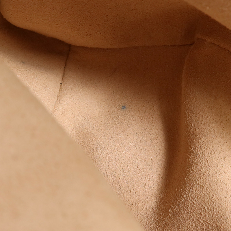 GUCCI 牛皮皮革GG Marmont金扣鏈帶肩背袋-23