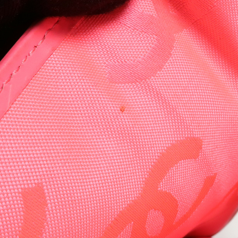 CHANEL 牛皮皮革Cambon Wallet銀扣錢包-15