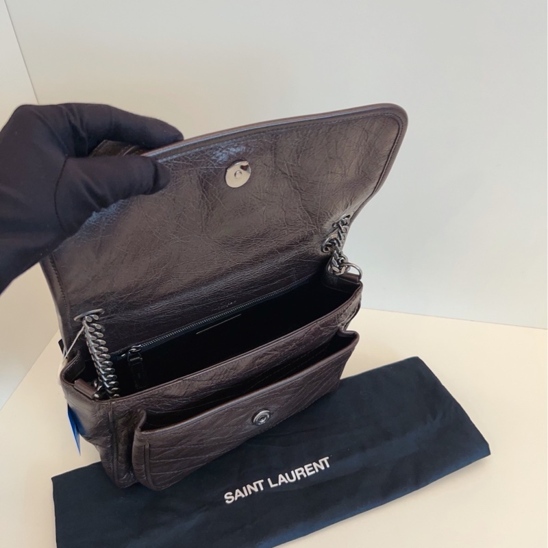 【99新🆕】YSL 巧克力棕油蠟皮Niki Bag鏈條郵差包 新款D扣💥 單肩包中號-8