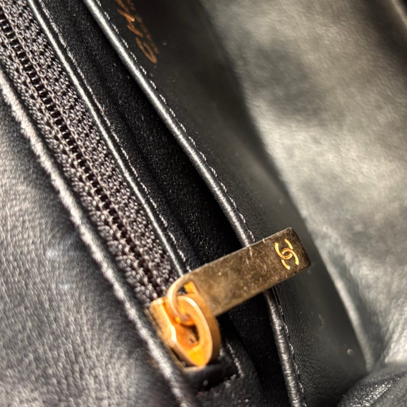 CHANEL 香奈兒 真品*AS3489 黑色羊皮復古愛心COCO金鏈翻蓋斜背包 鏈包 方胖 口蓋包-31