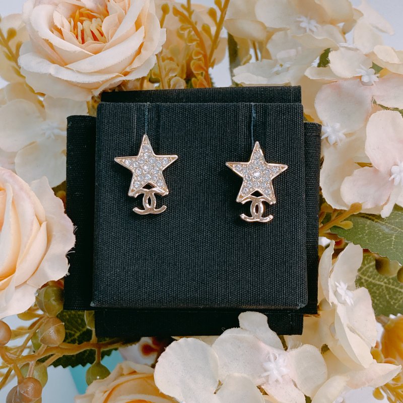 MS0379 Chanel 香奈兒 星星 雙C LOGO 水鑽 淡金 耳環 Star Earrings Crystal x GHW-1