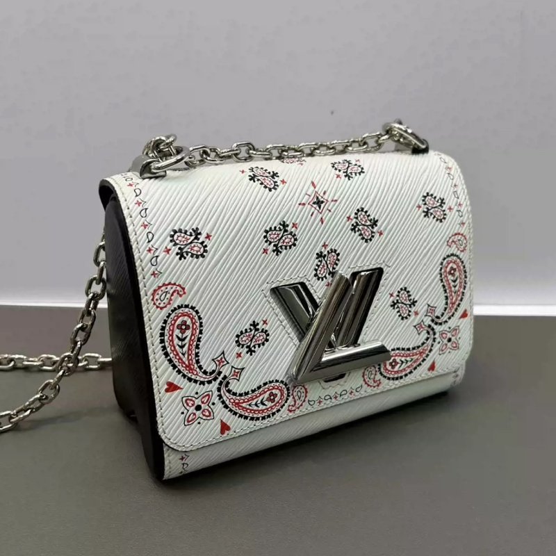 LV twist白銀限量小號水波紋19*15*9 98新配件塵袋-1