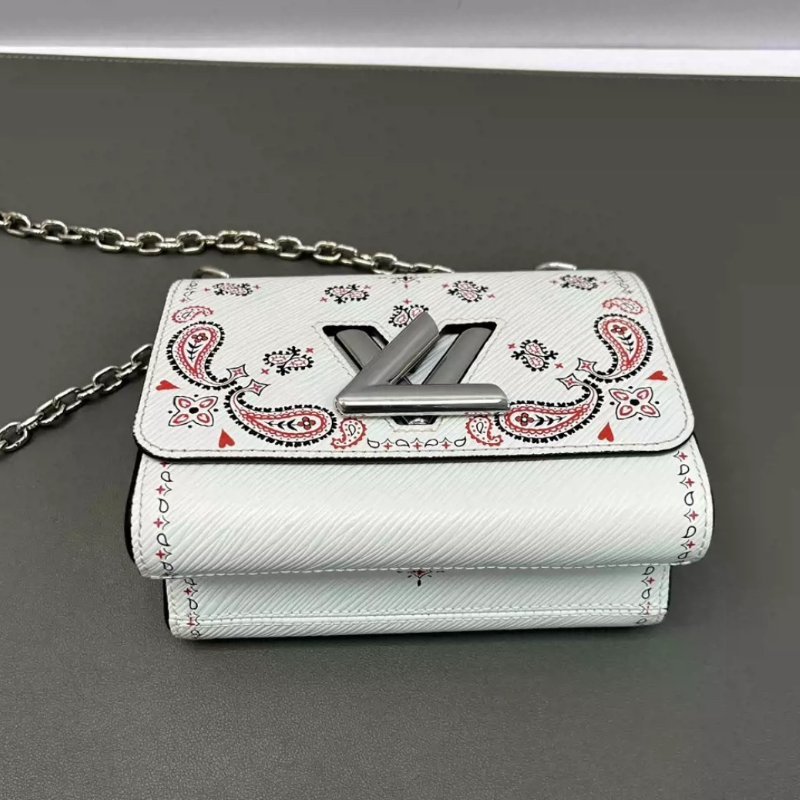 LV twist白銀限量小號水波紋19*15*9 98新配件塵袋-3