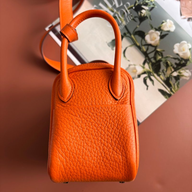 🍊天菜 超可愛 ::HERMES:: 愛馬仕 B刻愛馬仕橘金釦MINI LINDY手提肩背包-6
