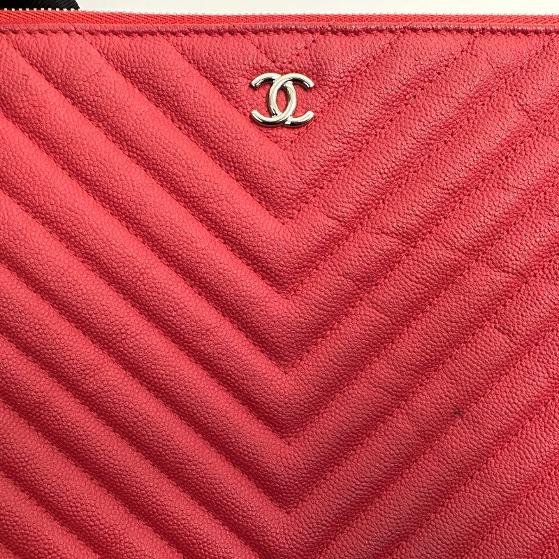 香奈兒 紅色 霧面人字紋 手拿包-6