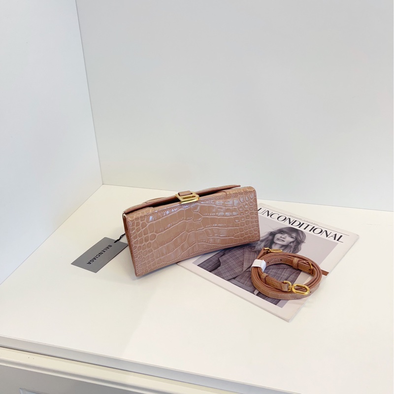 【99新🆕】Balenciaga Hourglass 沙漏包 S號 鰐魚紋奶茶金扣-4