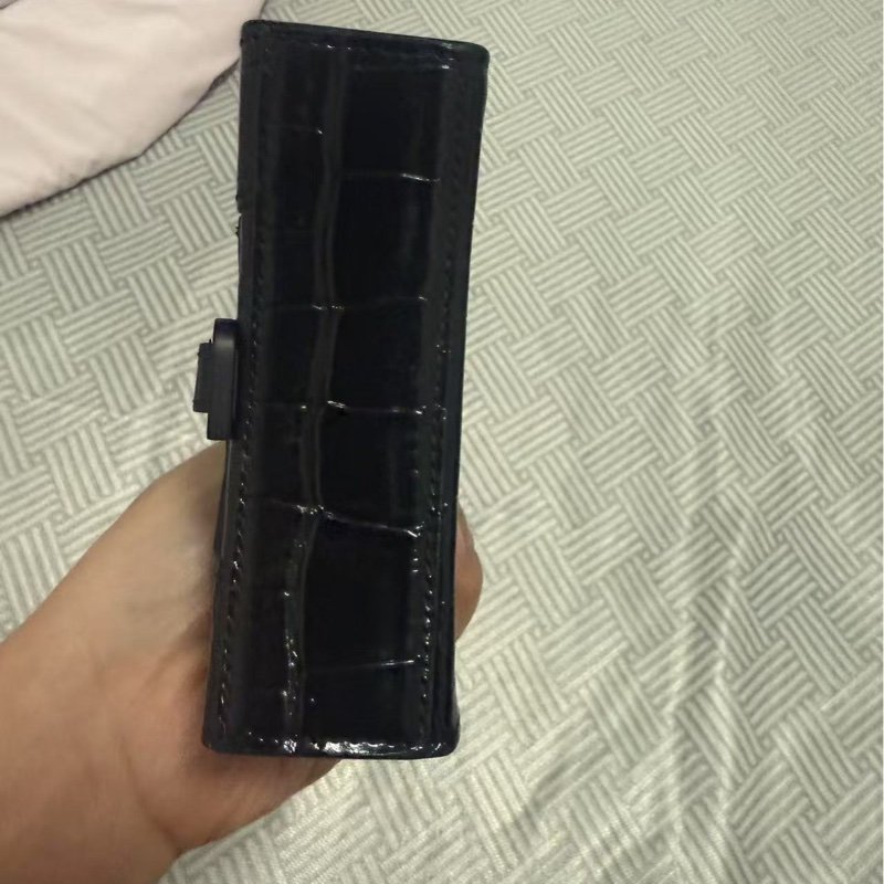 BALENCIAGA so black鱷魚紋mini手提沙漏斜背包 99新配件盒子塵袋-8