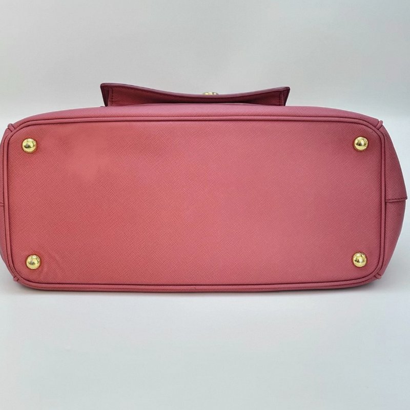 PRADA 粉色十字紋牛皮殺手包 34*22*15 98新-5