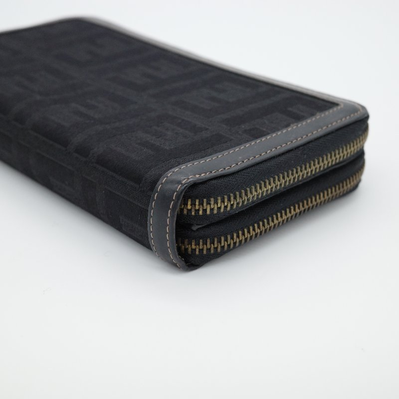 Fendi 芬迪 黑色 FF經典花紋 帆布 拉鍊 長錢包 風琴錢包 (超多卡位、大空間)-4